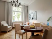 Belle Epoque Residence Hotels near Nova Gallery