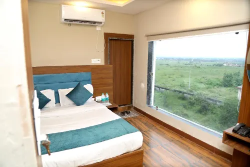 JMC Hotel Safar Inn Mhow Hôtels à : Tihi