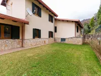 Villa in San Mango with Pool and Hot Tub - Виллы