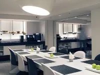 بول آند جرايس هوتل Hotels near إف جي سي - بلاسا مولينا