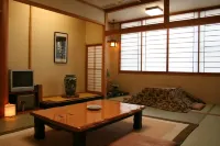 Matsunoyama Onsen Shirakawaya 도이치 역 주변 호텔