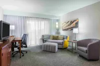 Courtyard Knoxville Cedar Bluff Hotel di Knoxville