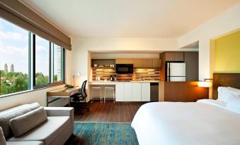Element Omaha Midtown Crossing