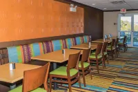 Fairfield Inn & Suites Morgantown - breakfast