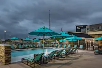 Residence Inn Dallas at the Canyon - موقف سيارات