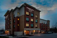 TownePlace Suites College Park - Lemmikkieläimet sallittu