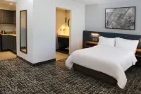 voco Saltillo Suites