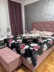SpaNISH 3 apartment Hotels near frizerski salon miss beauty