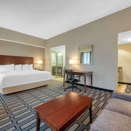 Hampton Inn & Suites Providence Downtown