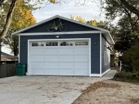 Modern Cottage on Green Lake -- four seasons of fun!