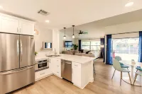 Coastal Chic Home Close to Everything - King Bed, Pool & Spa, BBQ
