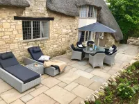 Enchanting cottage in the heart of Chipping Campden - 4-Star
