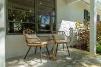 Indulge in Florida's finest living! A dream awaits you in this beautiful home.