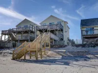 Dream Getaway a Gorgeous Private Oceanfront with Hot Tub Sleeps 12