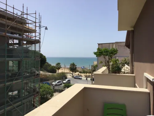 Attic, stylishly furnished, large terrace and sea view, 5 min. to the beach. Hotels in Pozzallo