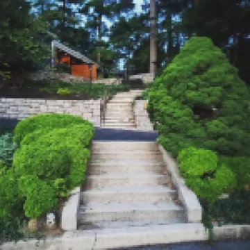 🏯Hip fully furnished apartment minutes from downtown Reading🏯