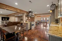 Cozy Cabin in Mentone -  Incredible Views - Swimming Pool - Hot Tub