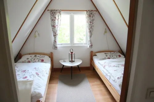 Pitched roof holiday home in the nature park on the Twistesee in an absolute forest location - Wi-Fi