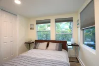 Walk to the beach in minutes from this recently remodeled condo.