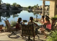 Lakeside family friendly home—close to everything! Hotel di Peoria
