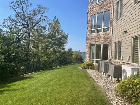 T&J Condo Rental...Waterpark Getaway6 Brides Bay waterpark passes