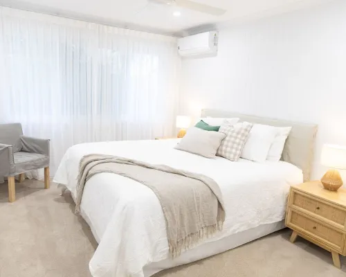 2 Bed apartment opposite the beach Hotels in Miami