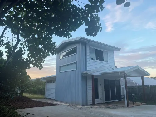 Fantastic views, comfortable beds. Close to Banya Bathhouse Spa & Crystal Castle