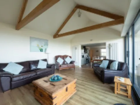 Luxury Holiday Cottage, Beach with Great Sea Views, Broad Haven, Pembrokeshire Hotels in The Havens