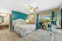 Tropical Beach Oasis in Upscale & Quite SW Cape: Pool, Fire Pit, Game Room, BBQ Hotels near Reel Revenge Deep Sea Fishing Charters