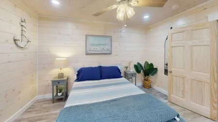 Harbor View Cottage - Unit A Отели в г. Waldo County