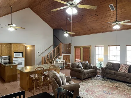 Spacious 3Br Stay  Shared Pool - Perfect for Families.