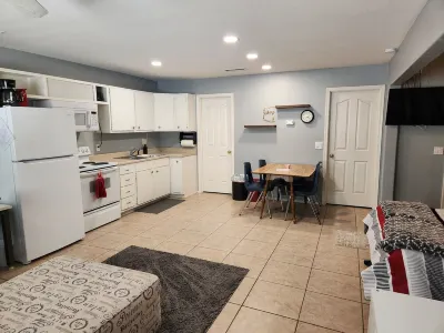 Centrally Located Mesa Studio Hotels in 