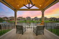 Modern Family Lake House,  Boat,  Hot tub, Shared Pool, Baby Necessities