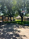 The Yellow Door- Close to I-40, Garage, B-ball Court, Fire-pit and Grill