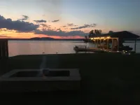 Paradise on the lake