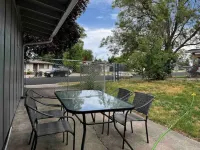 3B/1BA <1mi from Hospital w/ Self Check-in + Laundry