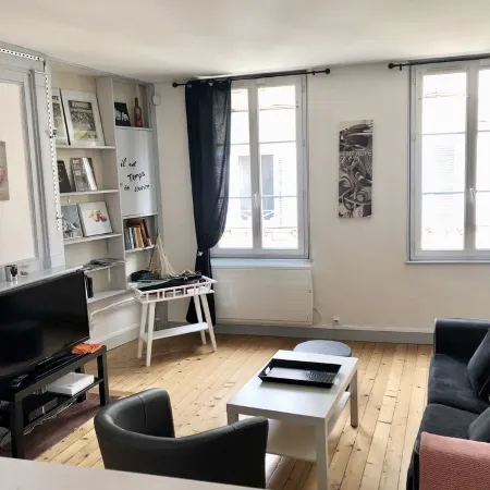 charming apartment in downtown Honfleur