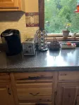 Sweet Nell’s Cozy Cottage with hot tub in the heart of Hocking Hills.
