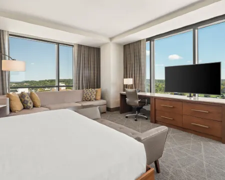 Hilton Rochester Mayo Clinic Area Hotels in Rochester