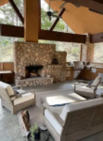 Trinity River Estate