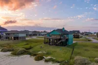 NEW! Beachfront! Panorama 4/3 Sleeps 14 Awesome
