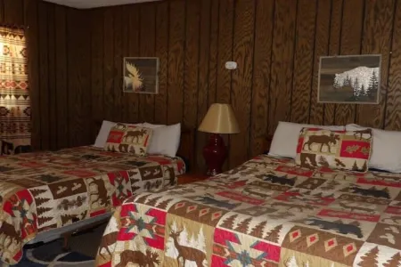 Ponderosa Cabins 104 N Laurel cabin 11