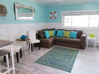 Cozy Studio Condo, short walk to Downtown Saugatuck, courtyard water view