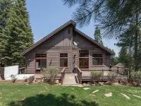 Family Friendly Tahoe Donner Retreat Hotels near KidZone Museum