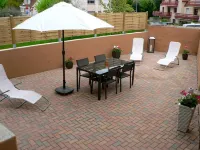 Comfortable detached house with garden and private parking