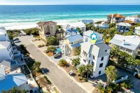 Luxurious Sea Grove Home with beach view and private beach Access.