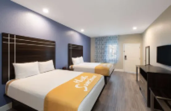Days Inn & Suites by Wyndham la Porte