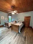 Enchanting Historical1906 Modern Farmhouse: Perfect Blend of History and Comfort