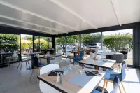Brit Hotel Avignon Sud le Calendal