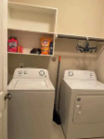 Spacious, New build 4 bedroom house in Conroe